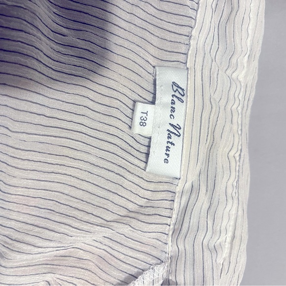 Sheer light grey pin striped top - Picture 4 of 4